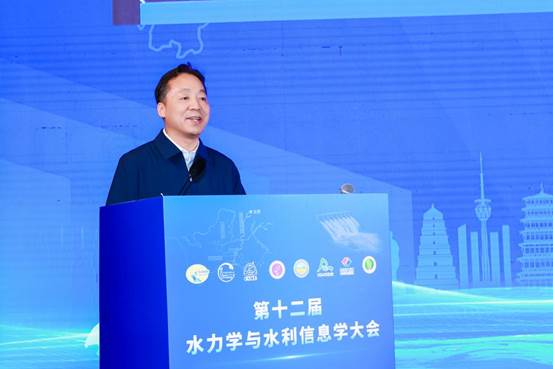 说明: 1. 杨军严